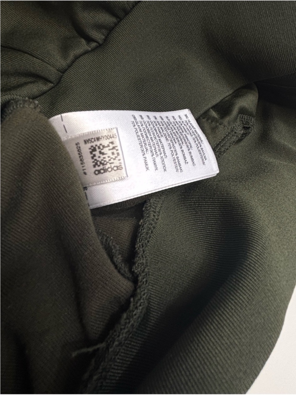 Authentic Adidas Originals
"Brand With 3 Stripes"Taped
Bomber Track Jacket - Picture 2 of 6